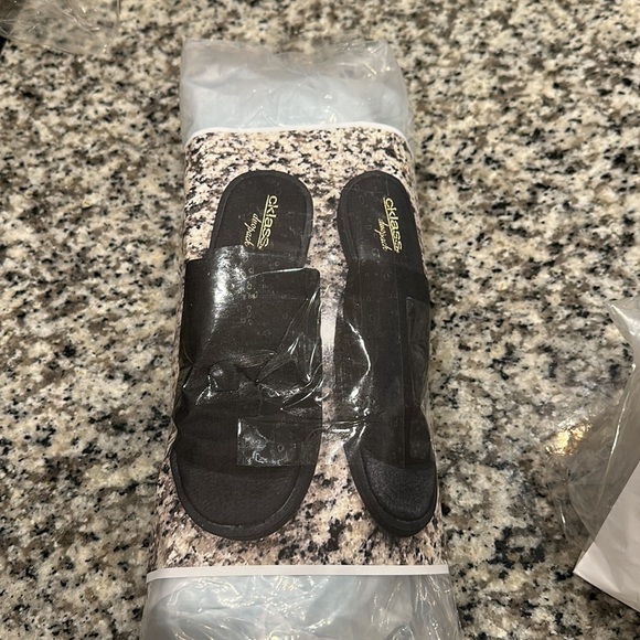 Black sandals size 9. Made in Mexico with great quality. NWT - Picture 11 of 11